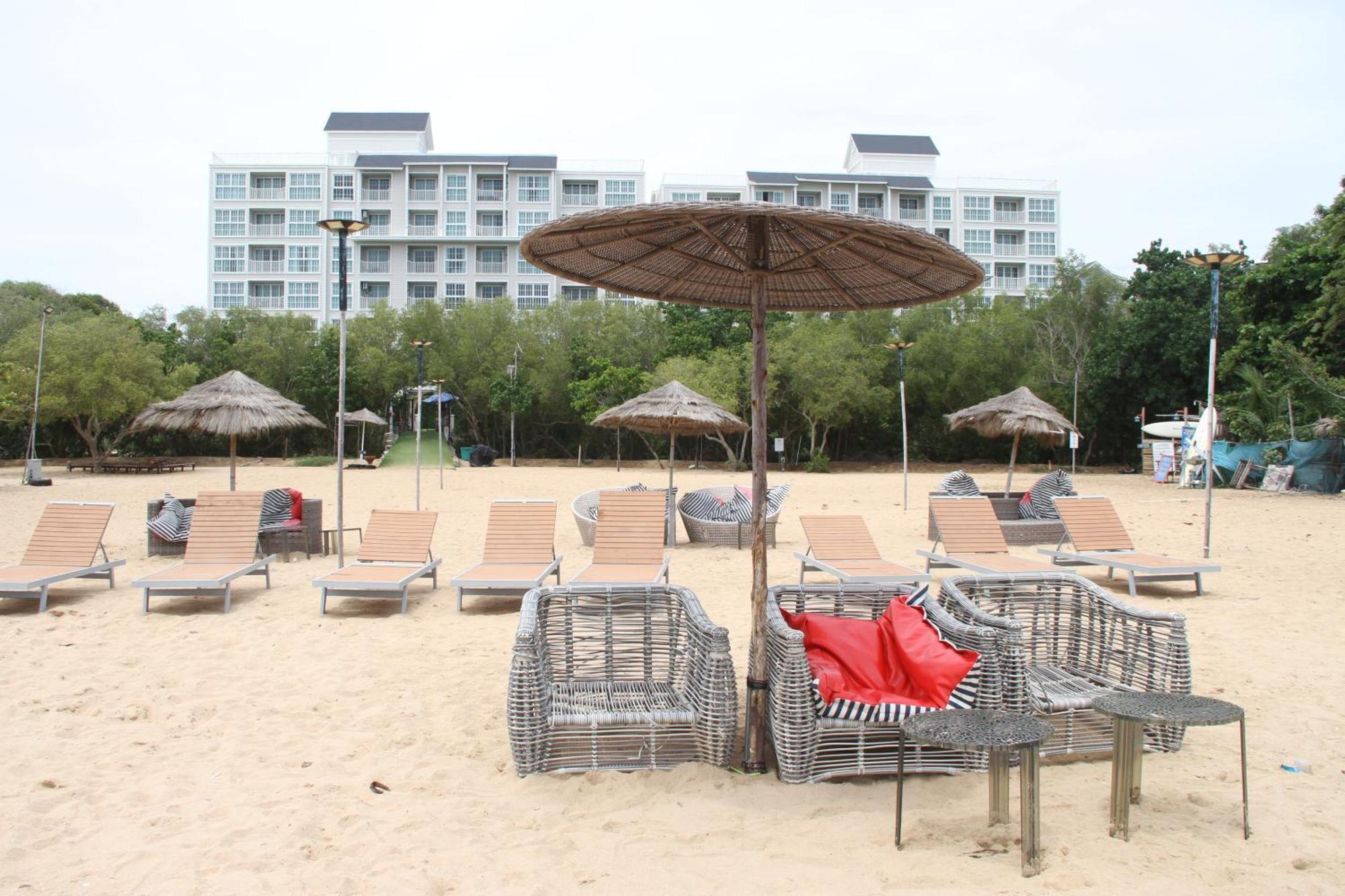 Grand Florida芭提雅带免费游泳池温泉桑拿浴和健身房瑜伽室私家海滩公寓e206 Na Chom Thian Ngoại thất bức ảnh
